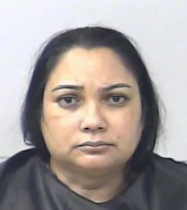 股票配资官网最新 美国一女子在自家后院“黑医美”致顾客面瘫，非法行医被捕